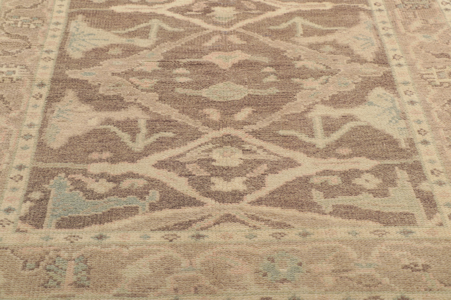 4 x 6 Vintage-Inspired Oushak Rug 80685