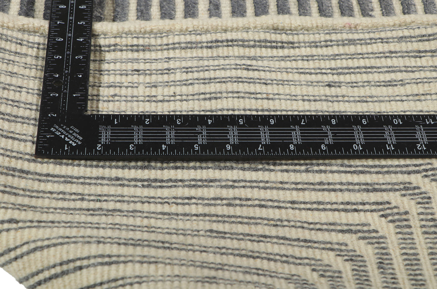 8 x 10 Contemporary High-Low Rug 30887