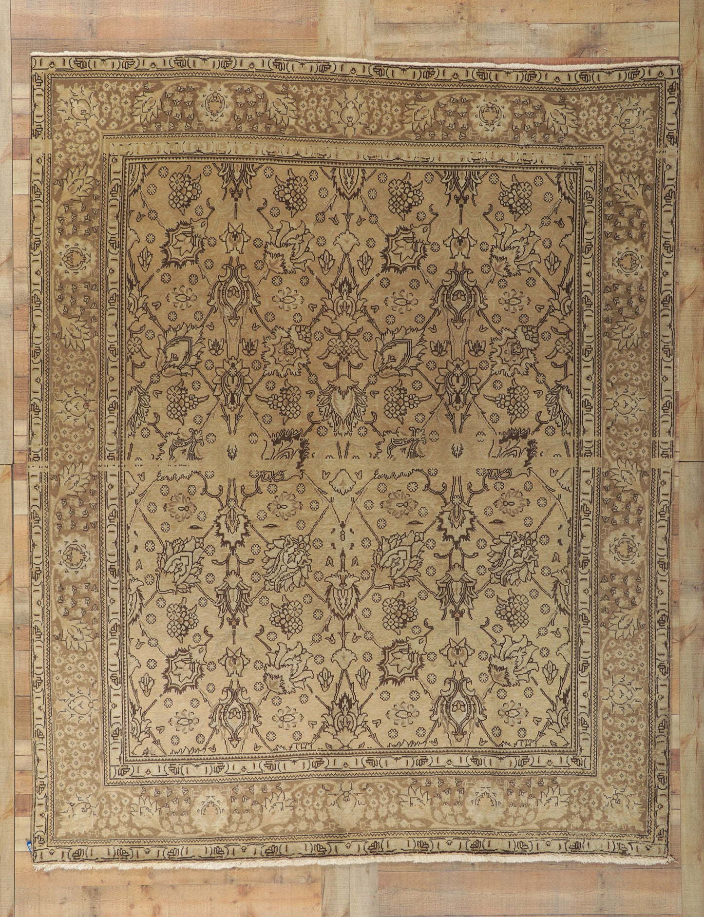 8 x 10 Vintage Persian Tabriz Rug 75529