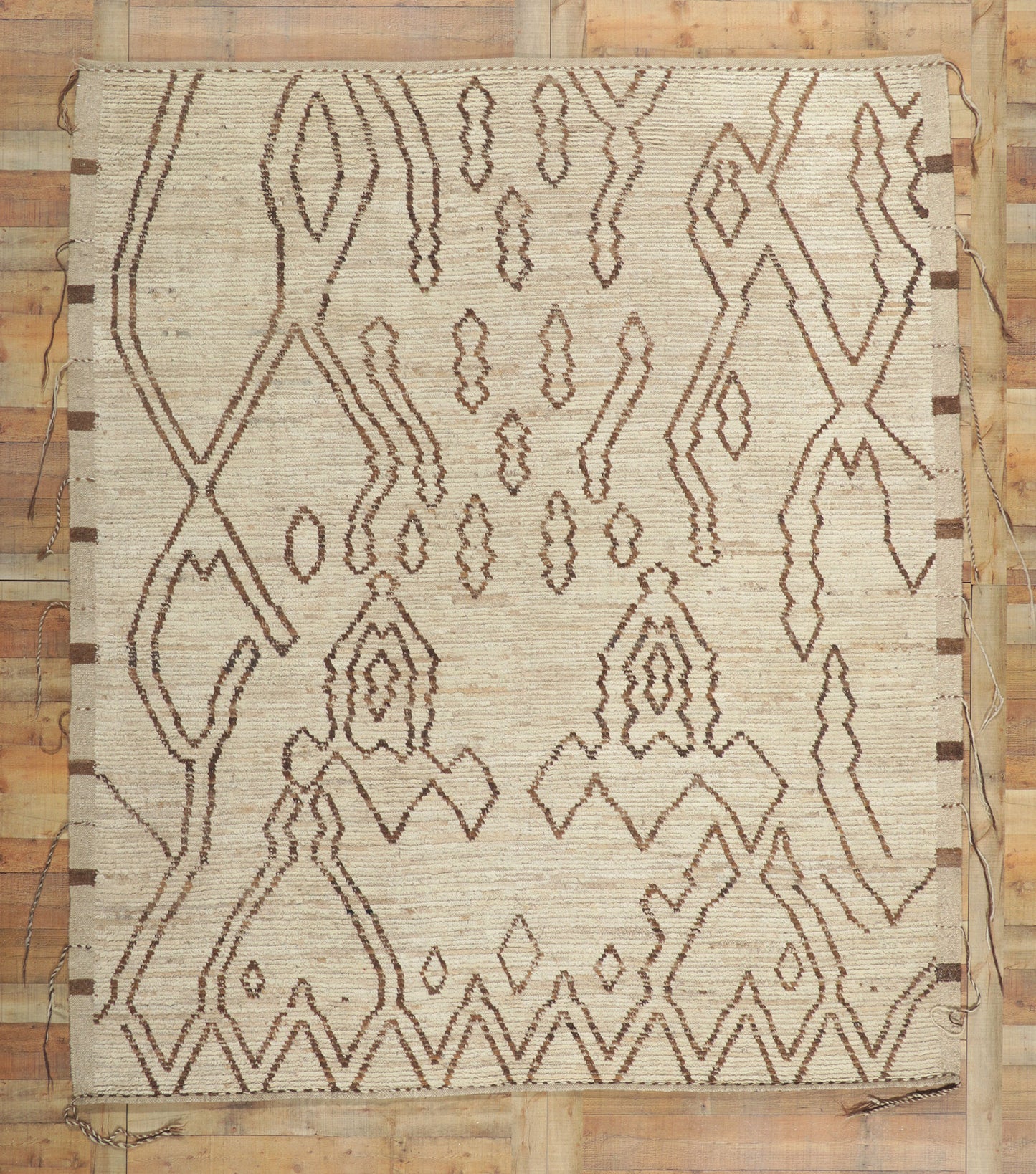 9 x 10 Earth-Tone Moroccan Rug 80797