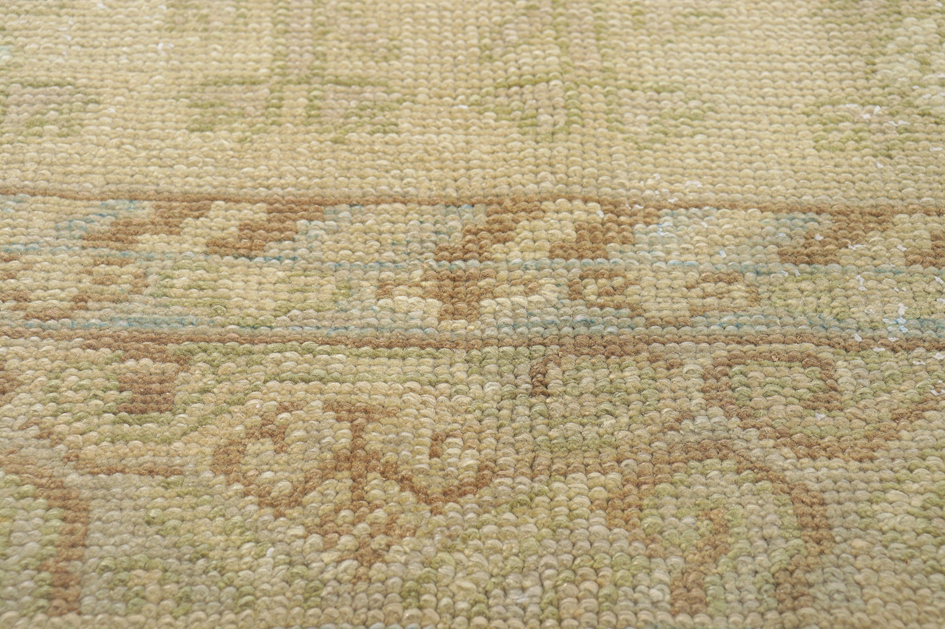 9 x 10 Turkish Khotan Rug 51624