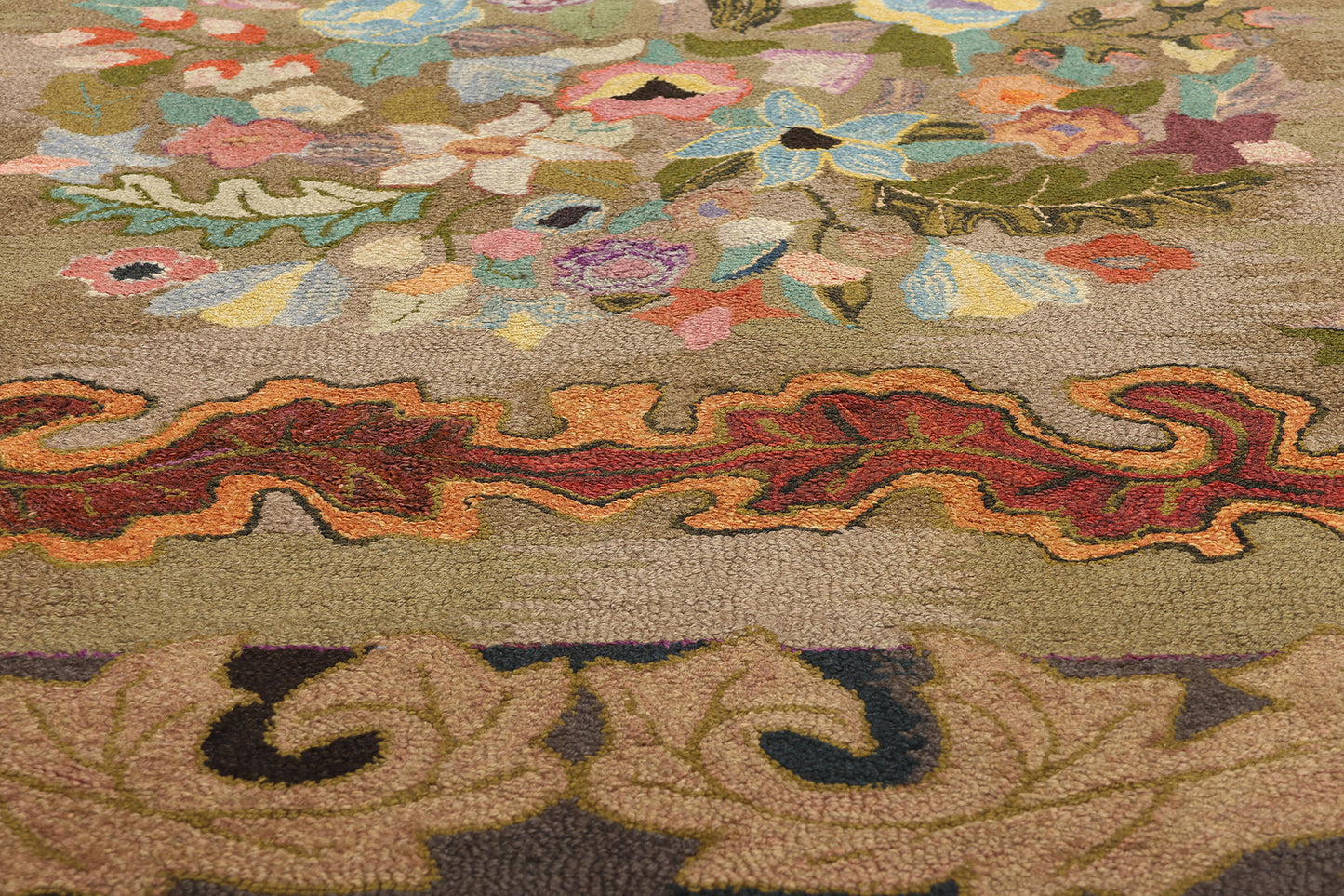9 x 12 Antique American Hooked Rug 74176