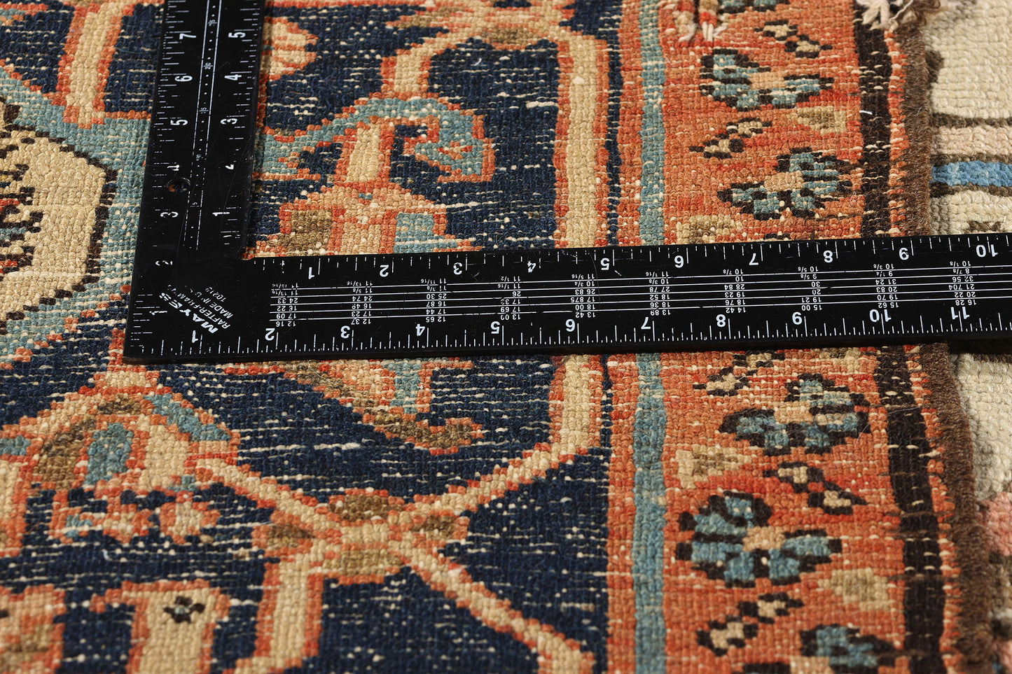11 x 13 Antique Persian Serapi Rug 78902