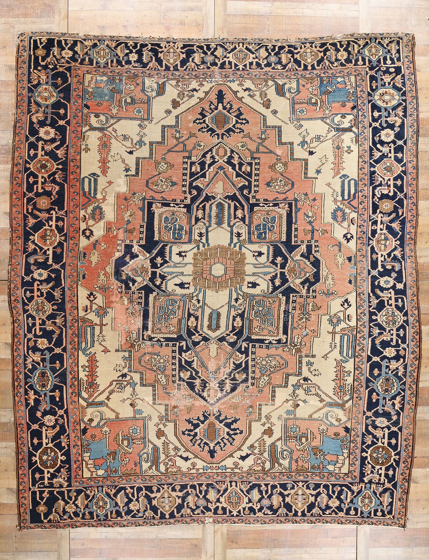 11 x 13 Antique Persian Serapi Rug 78902