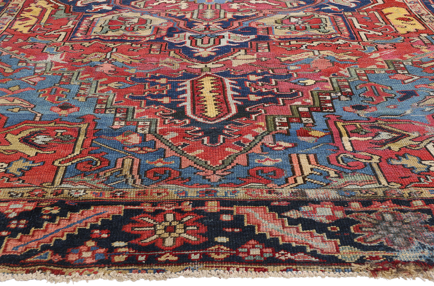 9 x 12 Antique Persian Serapi Rug 90025