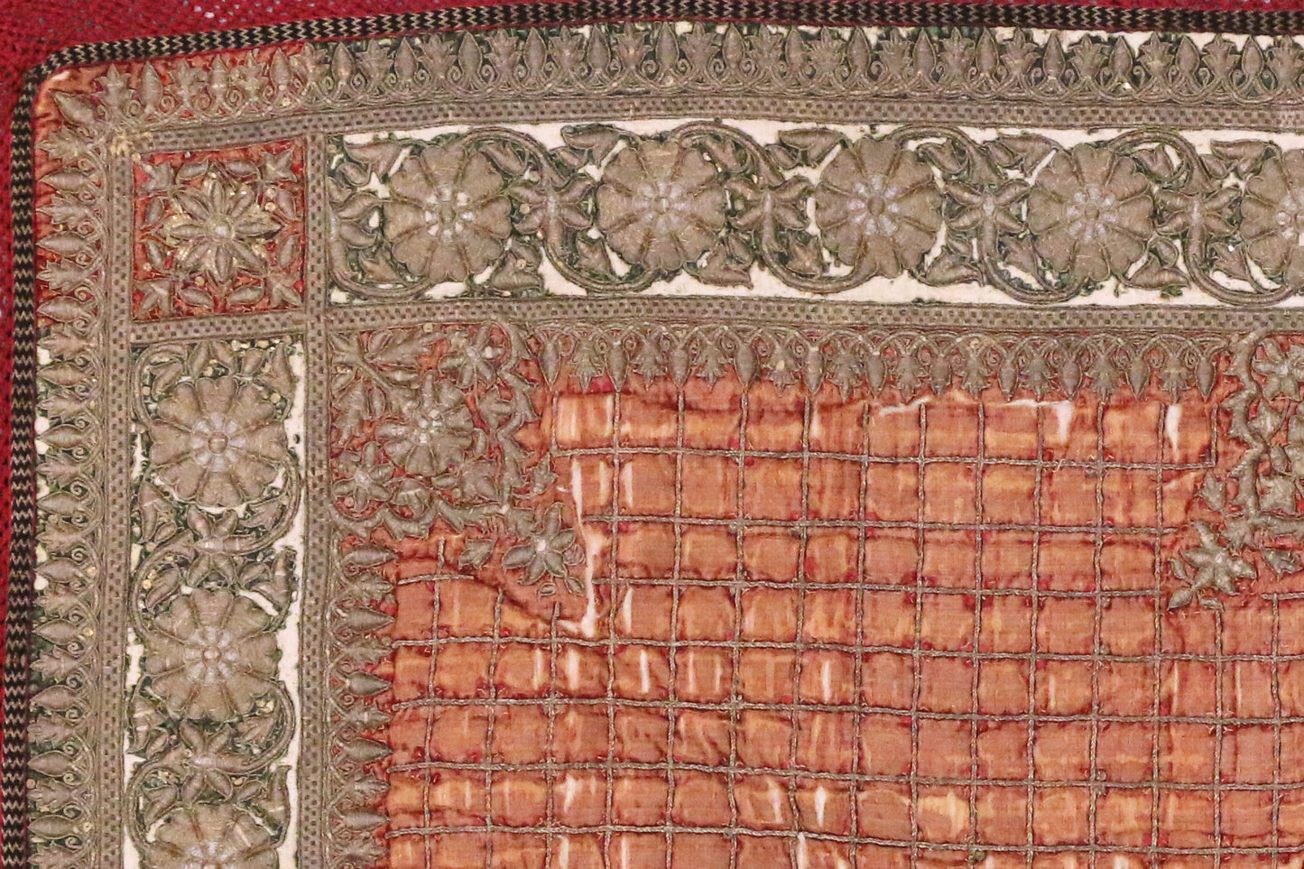 3 x 4 Antique Embroidered Rajasthan Throw 74898