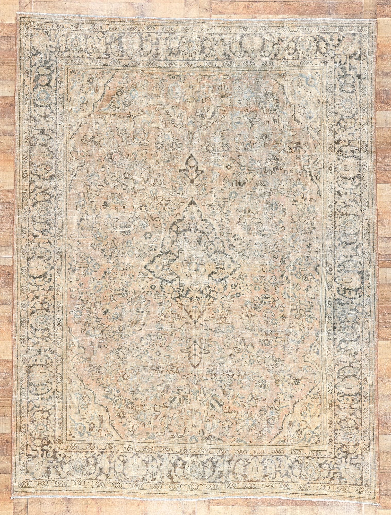 9 x 12 Antique-Worn Persian Mahal Rug 61268