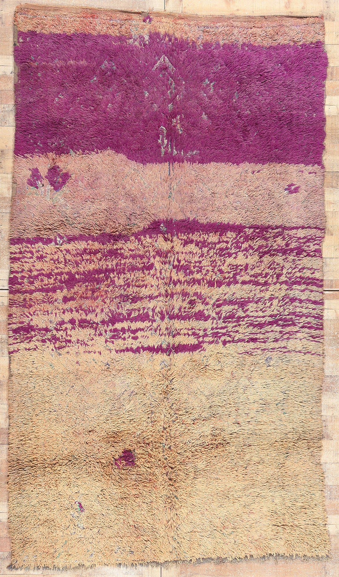 6 x 10 Vintage Beni MGuild Moroccan Rug 20519