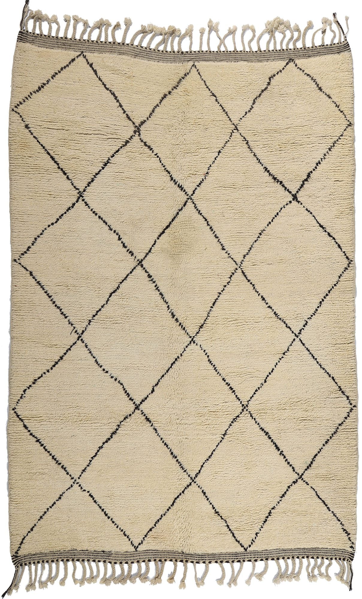 7 x 10 Vintage Moroccan Beni Ourain Rug 21828