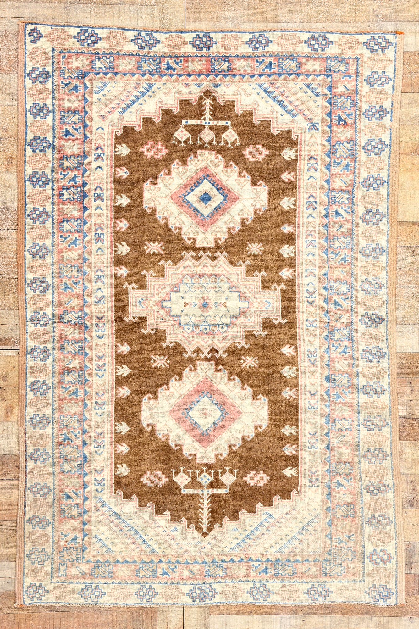 5 x 8 Vintage Turkish Oushak Rug 53617