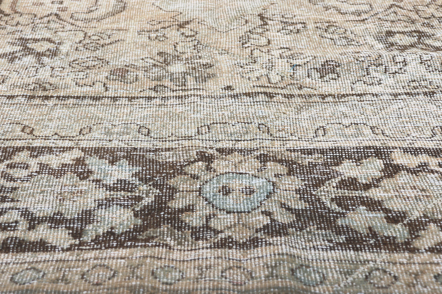 9 x 13 Antique-Worn Persian Mahal Rug 61278