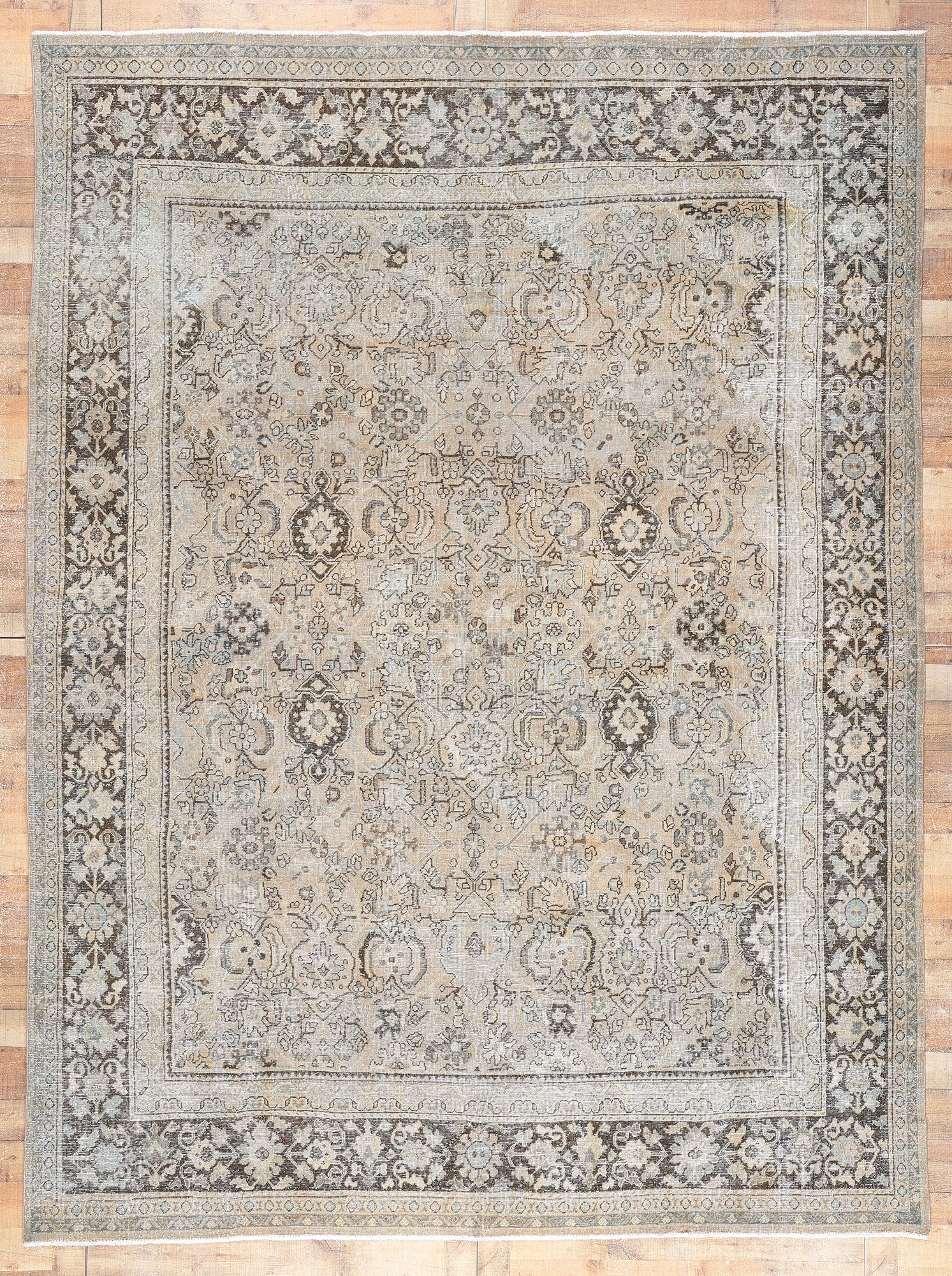 9 x 13 Antique-Worn Persian Mahal Rug 61278