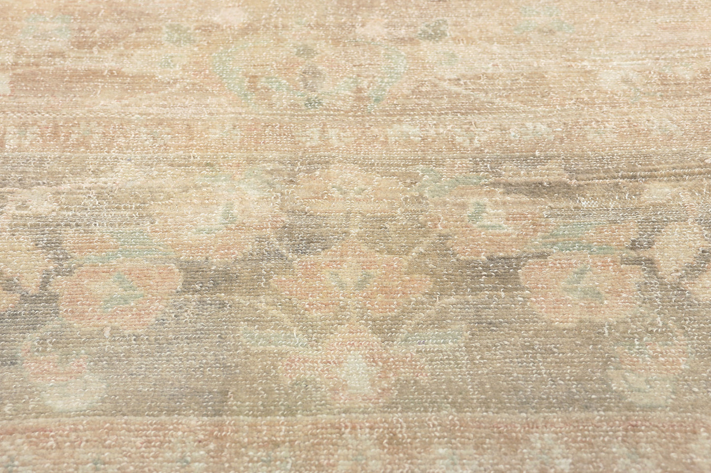 8 x 15 Antique-Worn Persian Tabriz Rug 61273