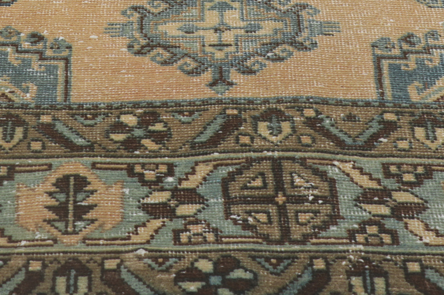 7 x 11 Vintage-Worn Persian Viss Rug 61019