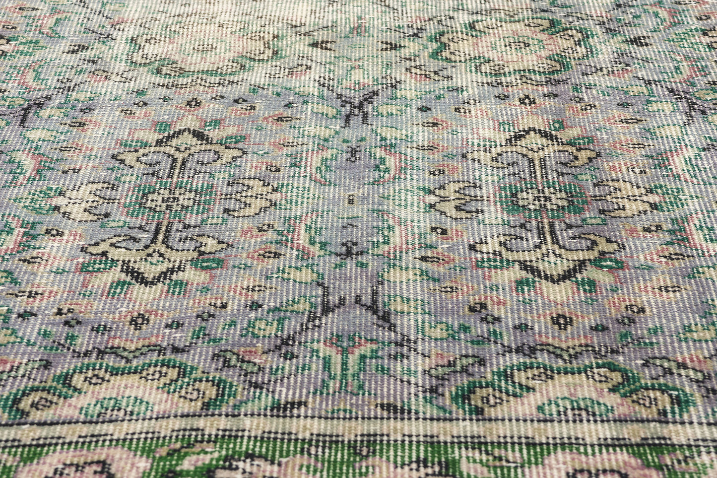 5 x 8 Vintage Turkish Sivas Rug 51991