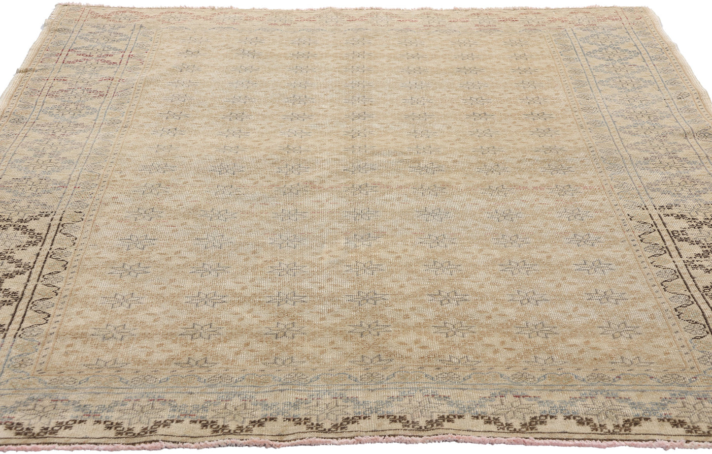 4 x 5 Vintage Turkish Sivas Rug 53938