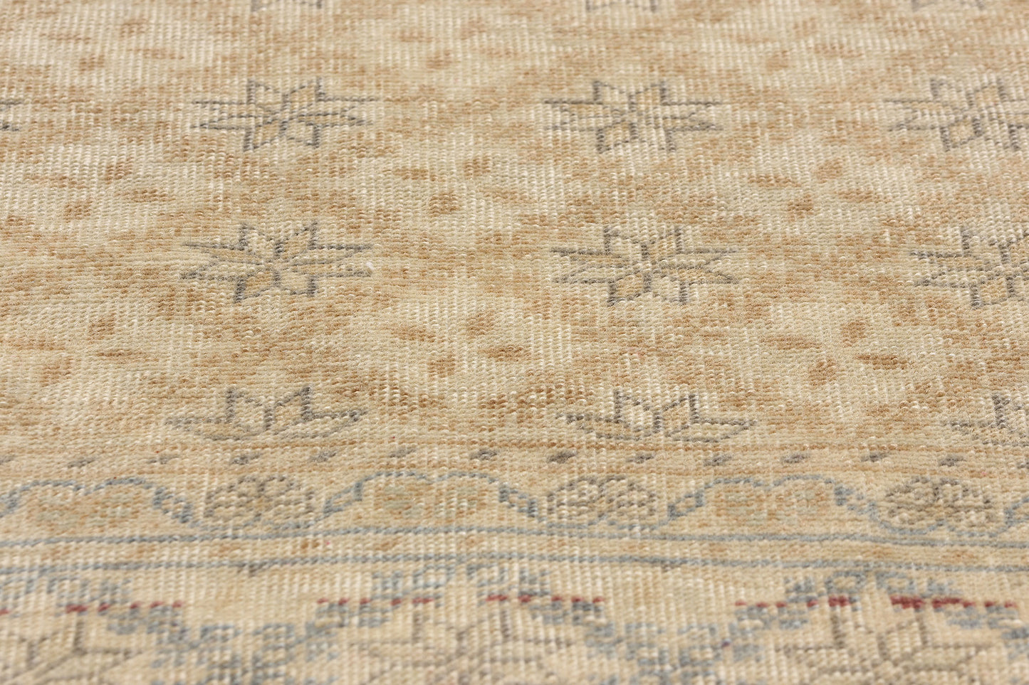 4 x 5 Vintage Turkish Sivas Rug 53938