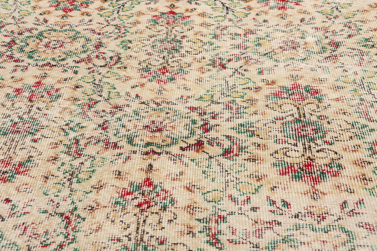 4 x 7 Vintage Turkish Sivas Rug 52011