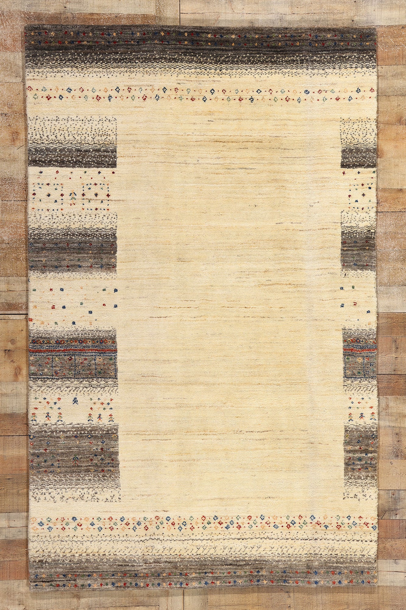 5 x 8 Earth-Tone Indian Gabbeh Rug 31006