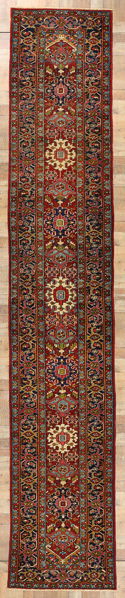3 x 18 Vintage Persian Heriz Rug 53871