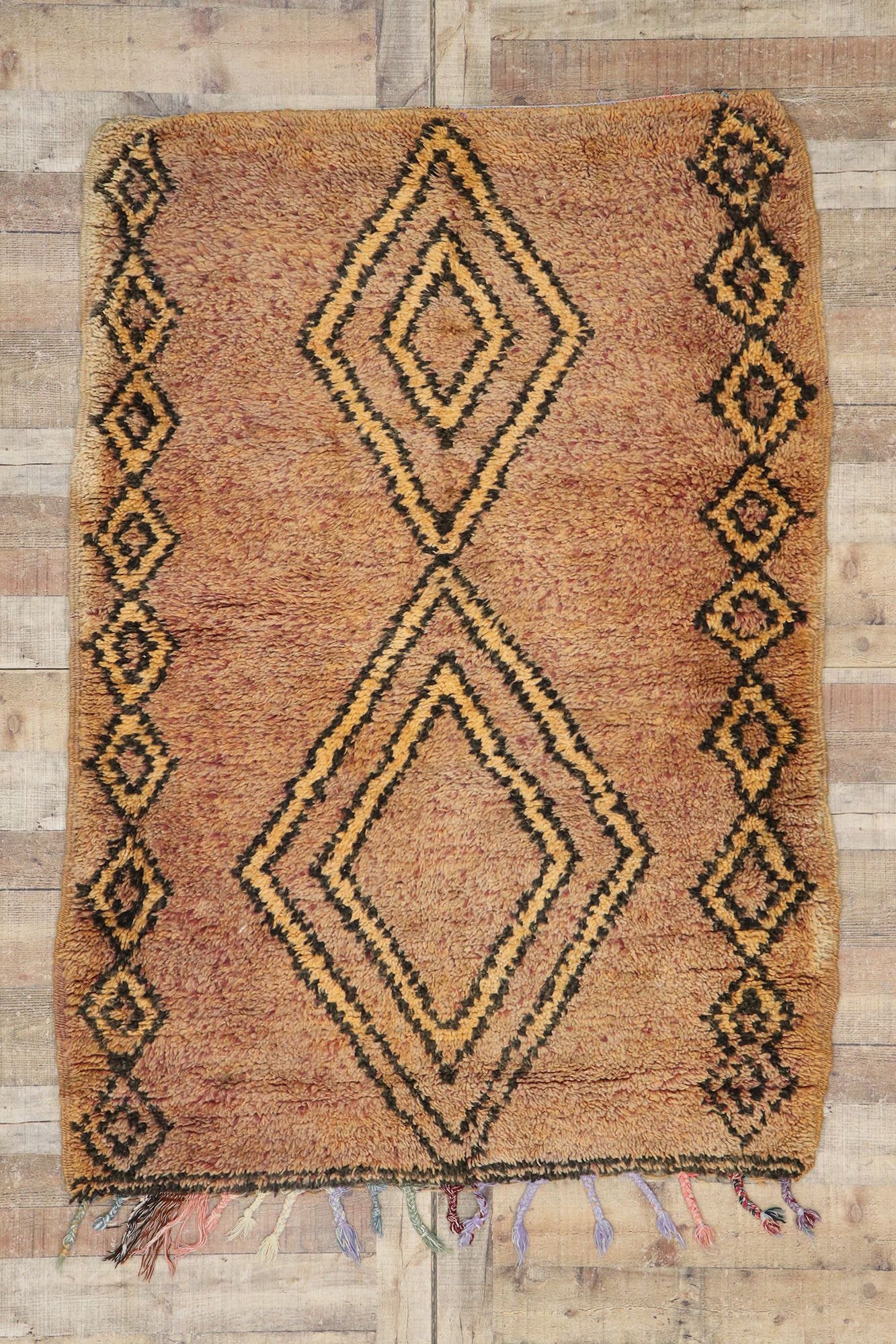 4 x 6 Vintage Moroccan Rug 21600
