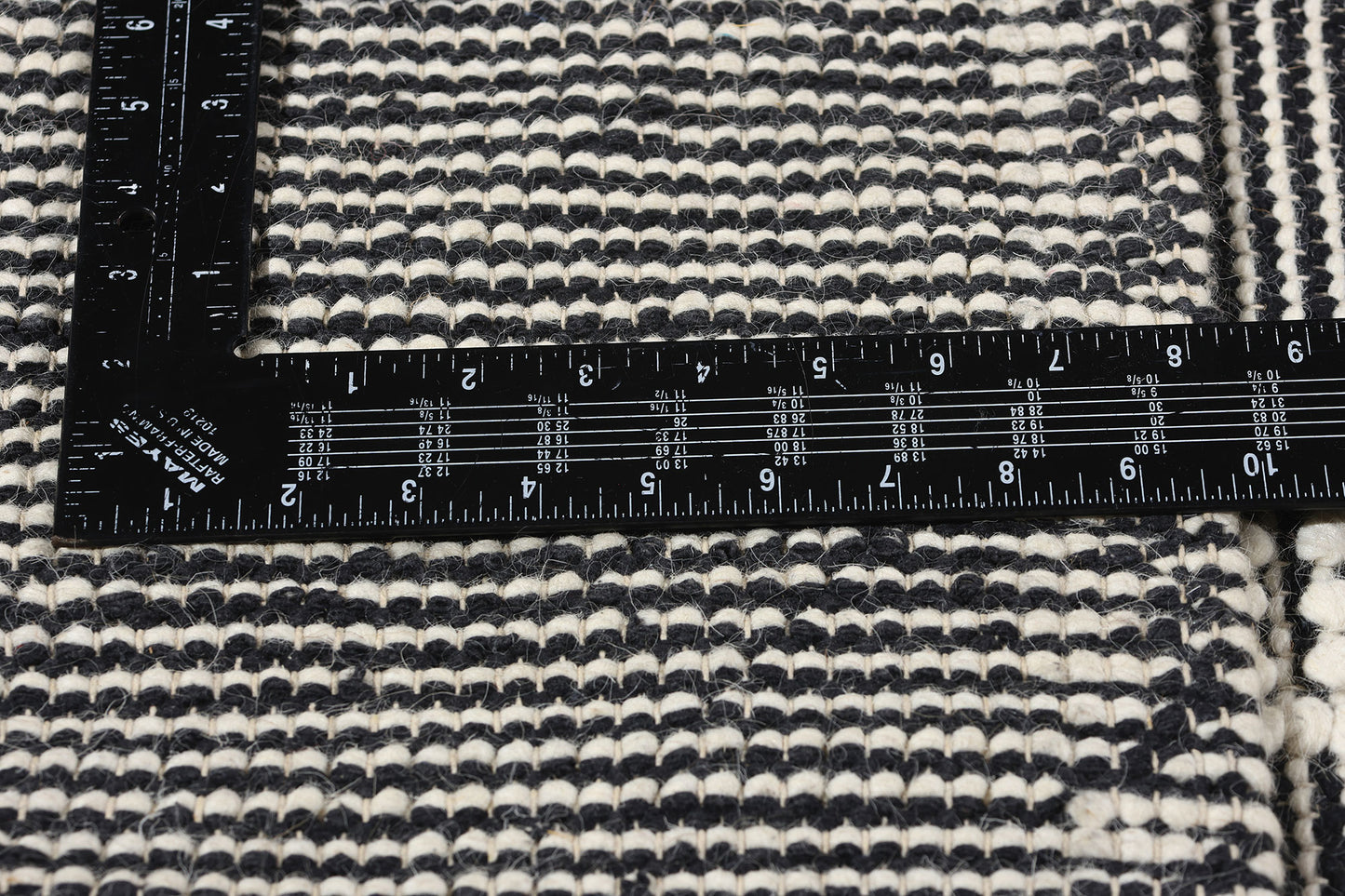 8 x 10 Moroccan Textured High-Low Kilim Rug 31028