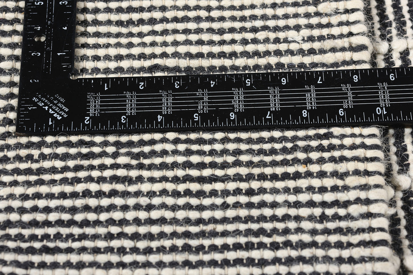 8 x 10 Moroccan Textured High-Low Kilim Rug 31022