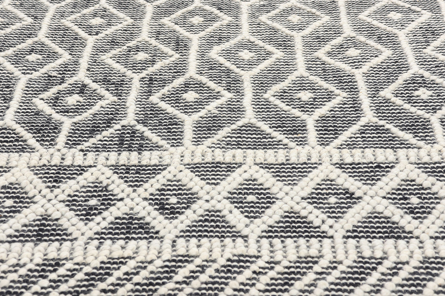 8 x 10 Moroccan Textured High-Low Kilim Rug 31022