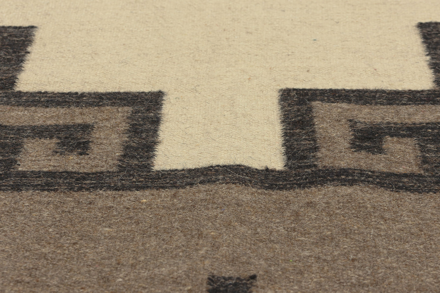9 x 12 Southwest Modern Navajo-Style Rug 81022
