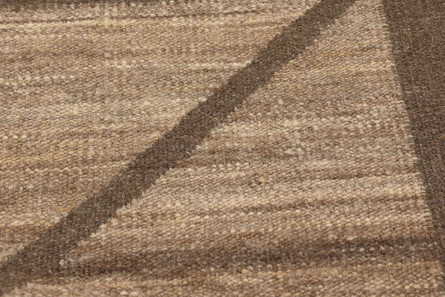9 x 12 Southwest Modern Navajo-Style Rug 81035