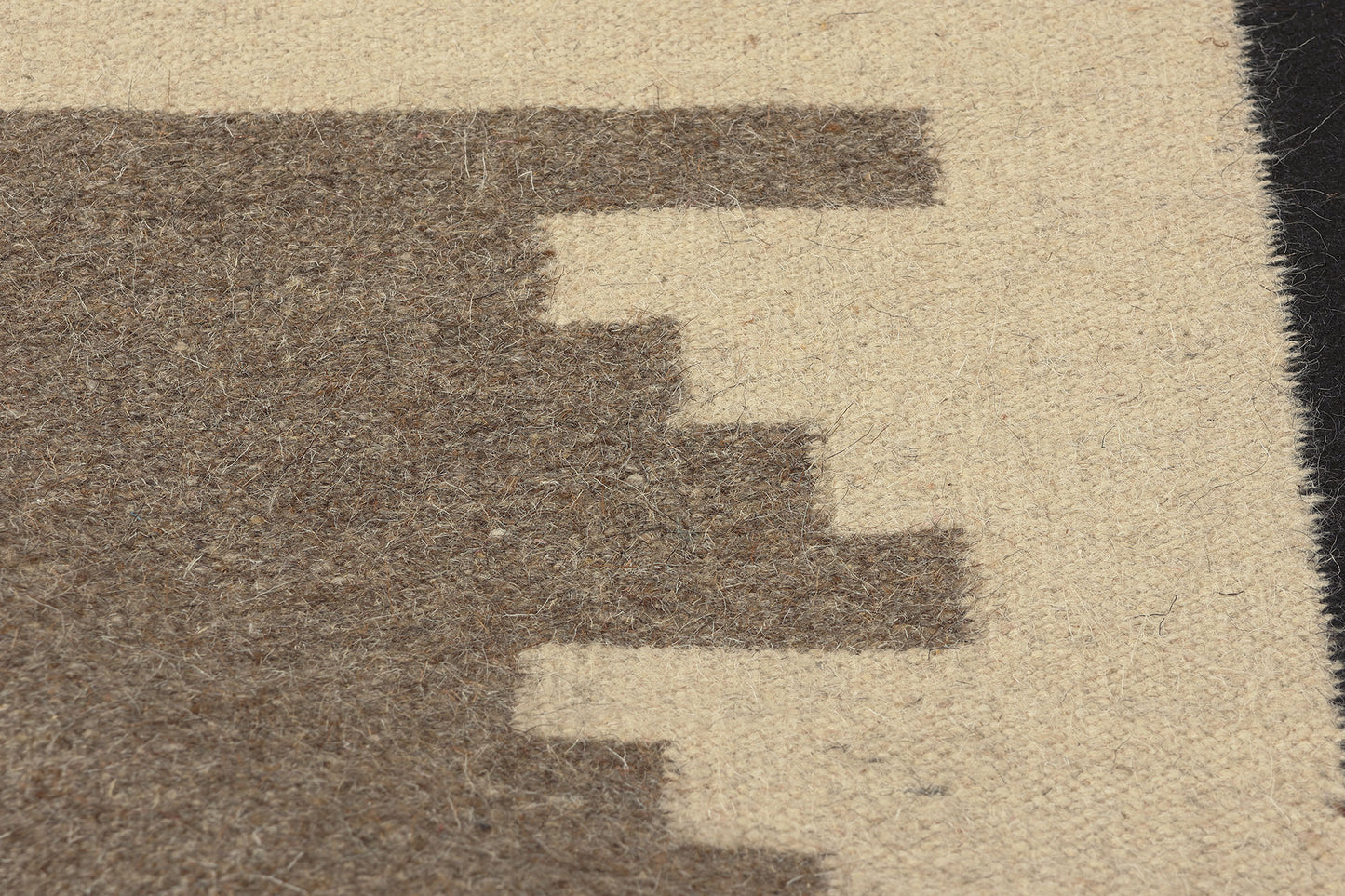 9 x 12 Southwest Modern Teec Nos Pos Navajo-Style Rug 81038