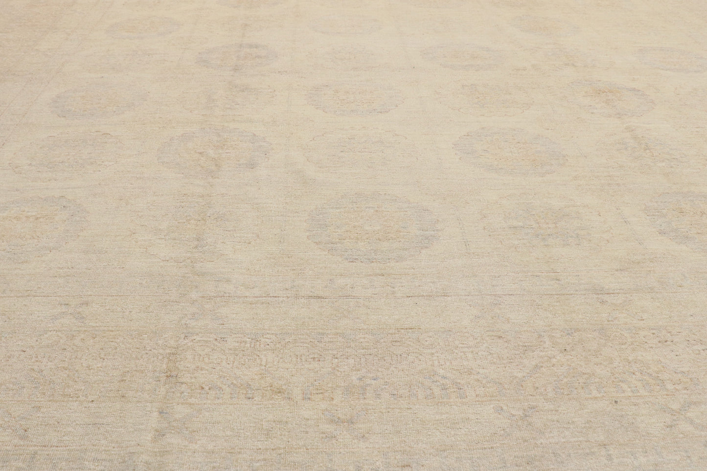 13 x 18 Modern Khotan Rug 80190
