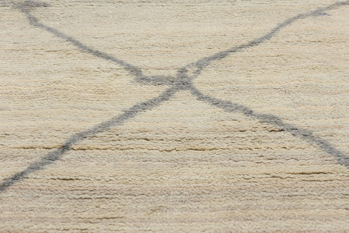 8 x 10 Modern Desert Mist Moroccan Rug 31270