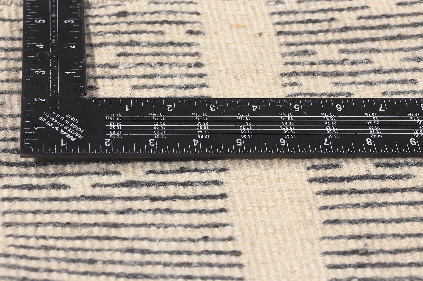 9 x 12 Modern Gray Geometric High-Low Rug 30986