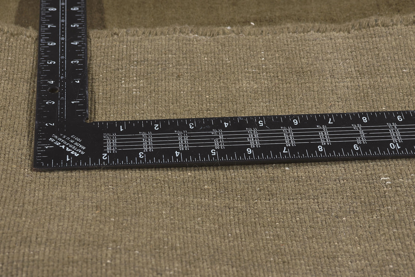 7 x 9 Solid Olive Green Modern Rug 30927