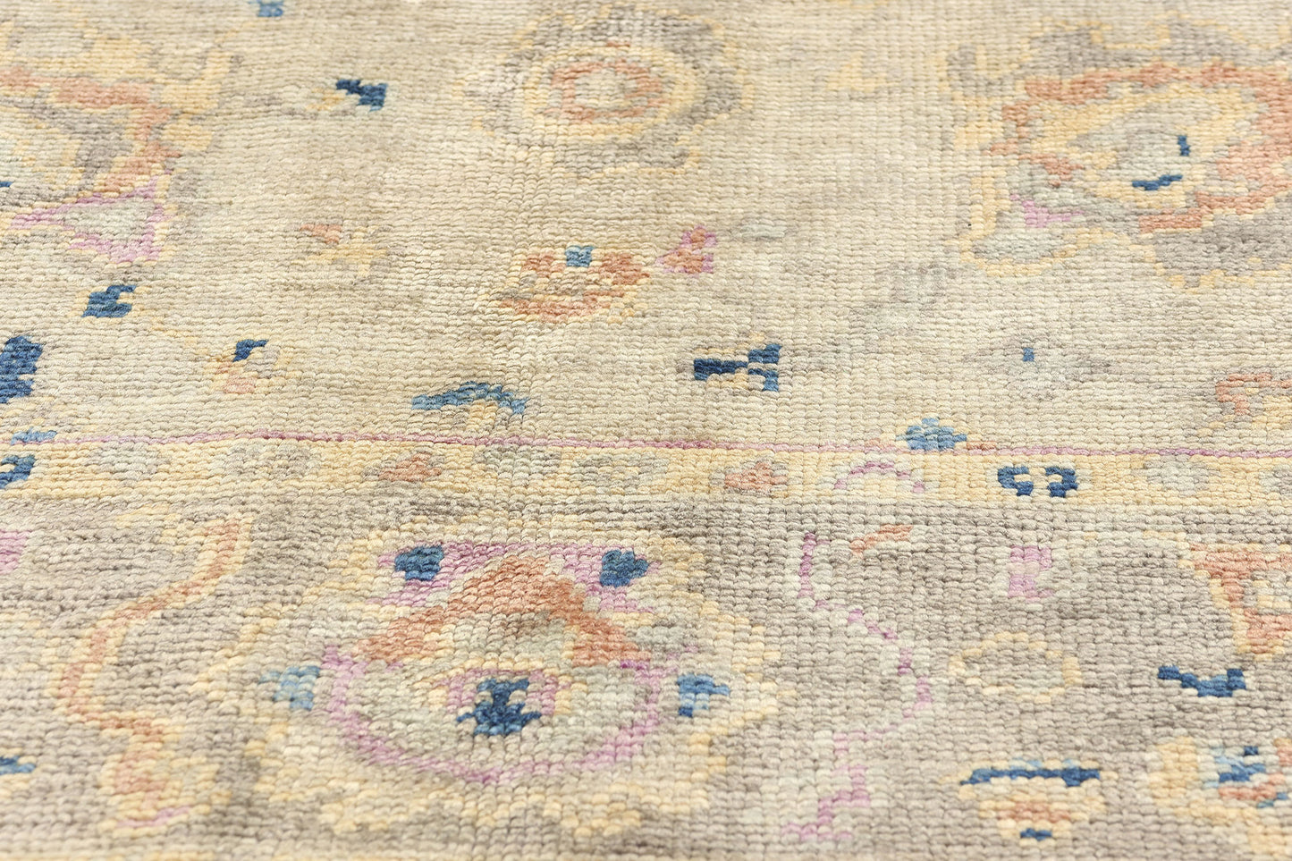 5 x 7 Modern Pastel Turkish Oushak Rug 53605