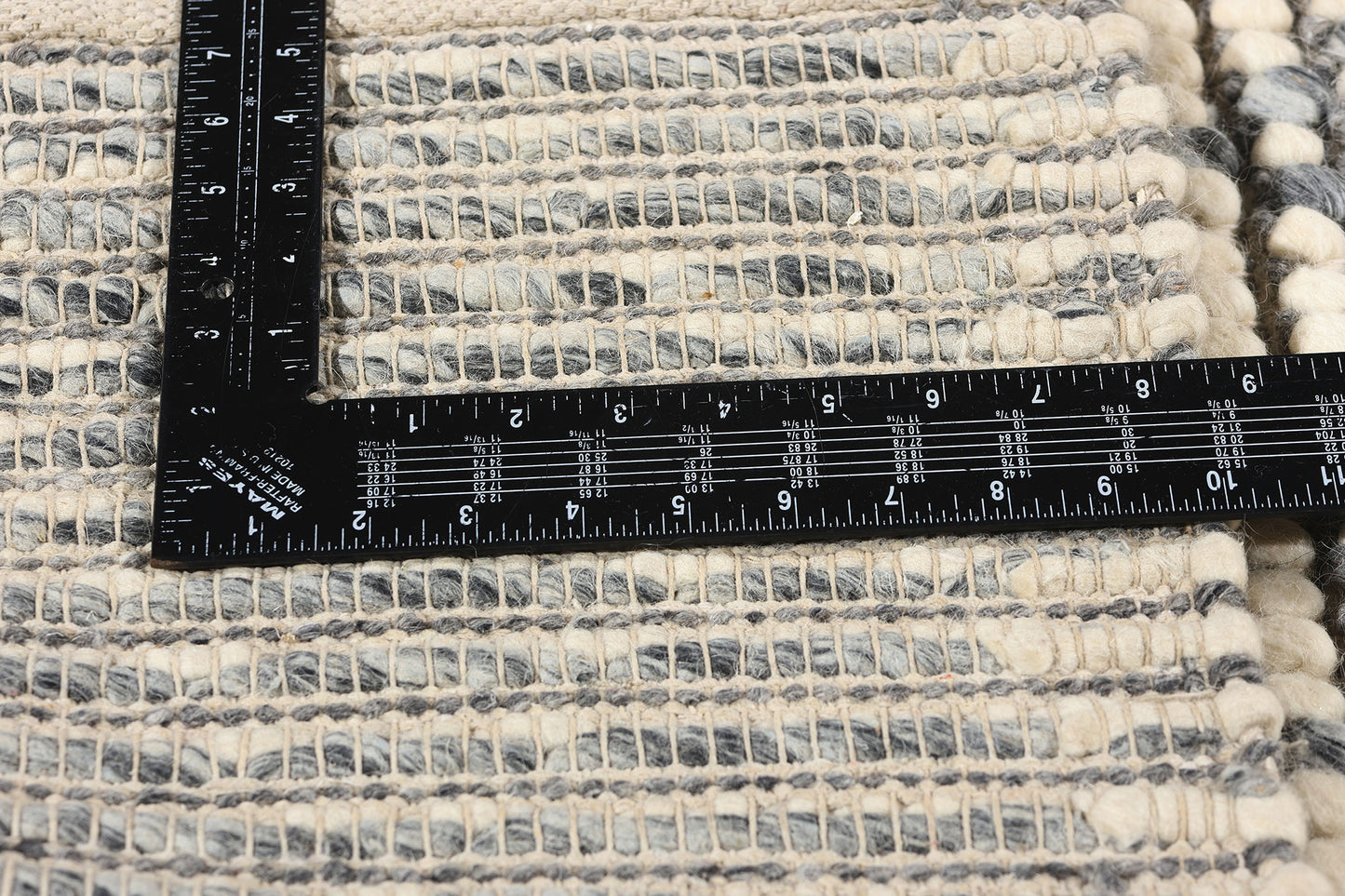6 x 8 Modern Moroccan Trellis Textured Rug 31050