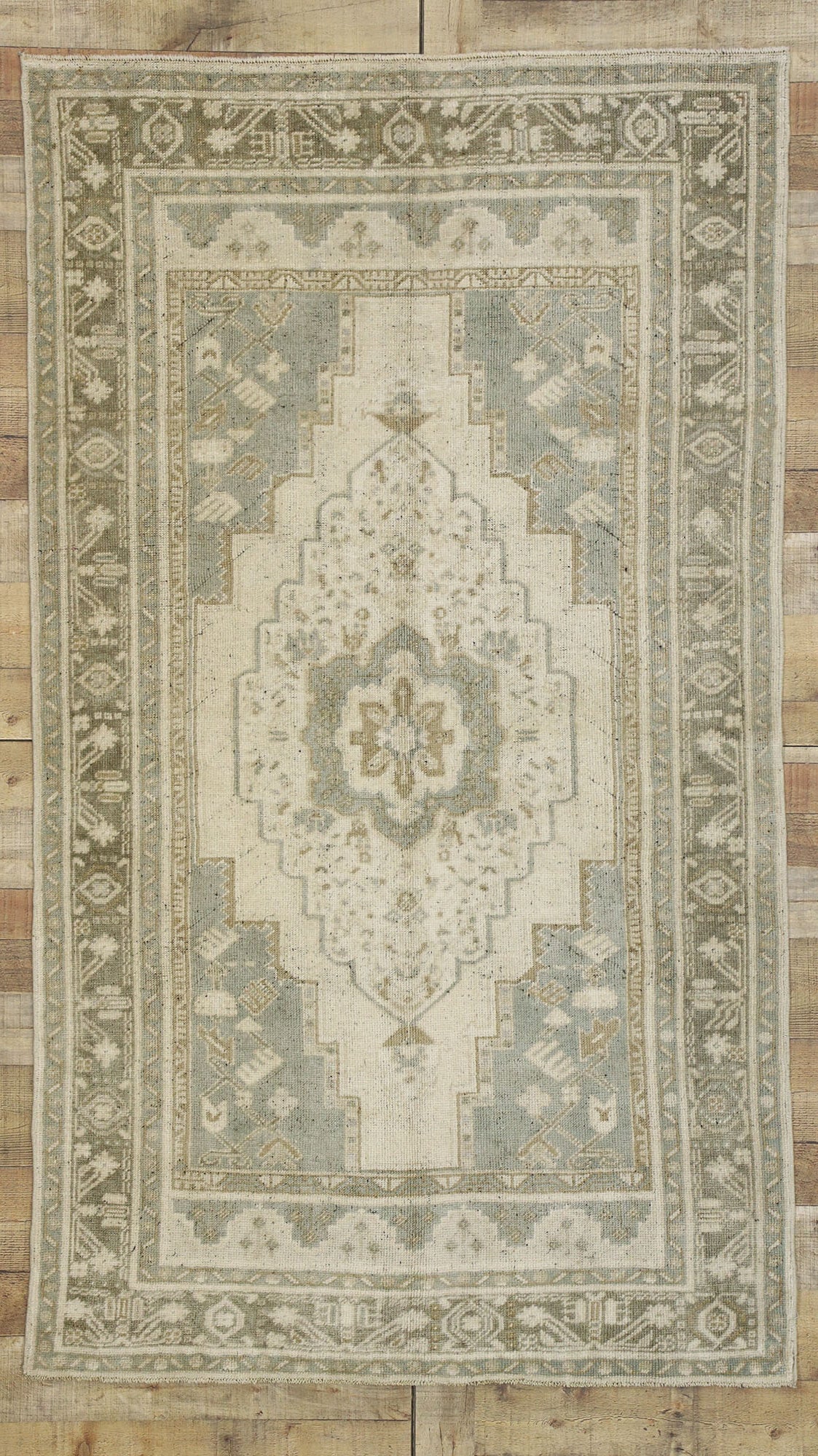 4 x 7 Vintage Turkish Oushak Rug 52440