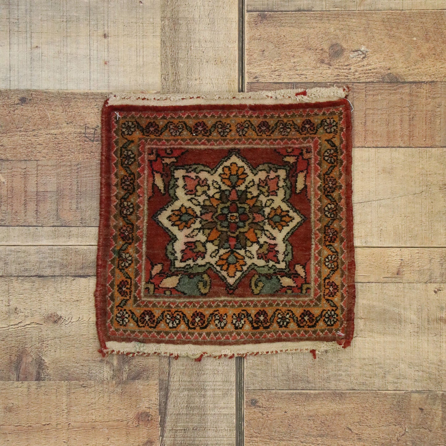 1 x 1 Antique Persian Semnan Rug 77164