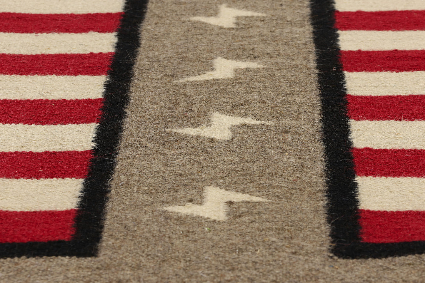 8 x 10 Southwest Modern Navajo-Style Rug 81041