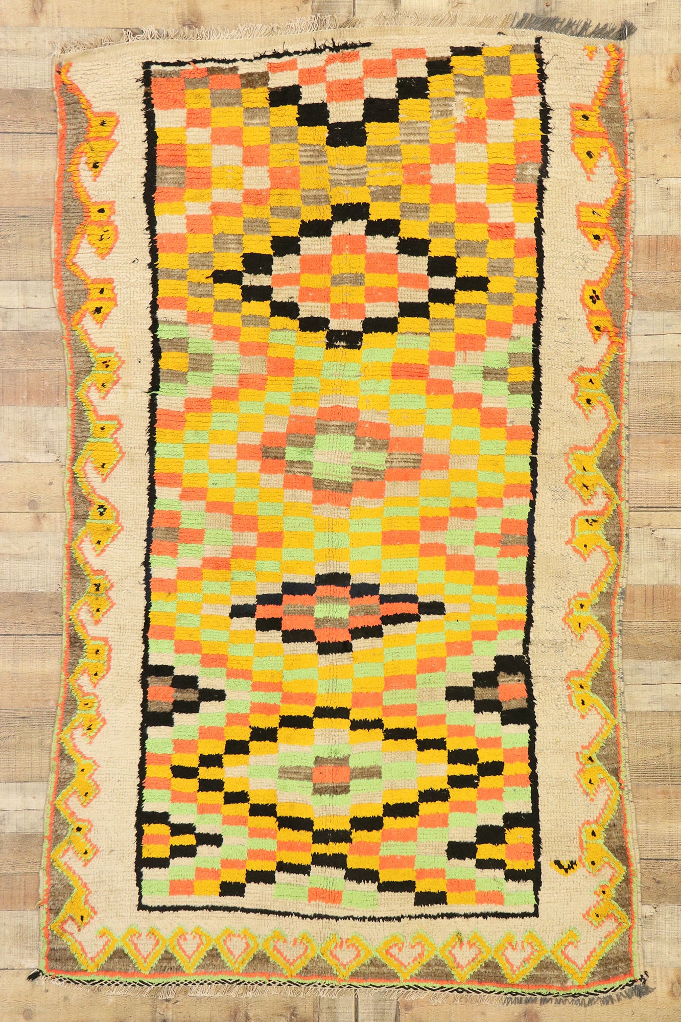 4 x 7 Vintage Boujad Moroccan Rug 20574