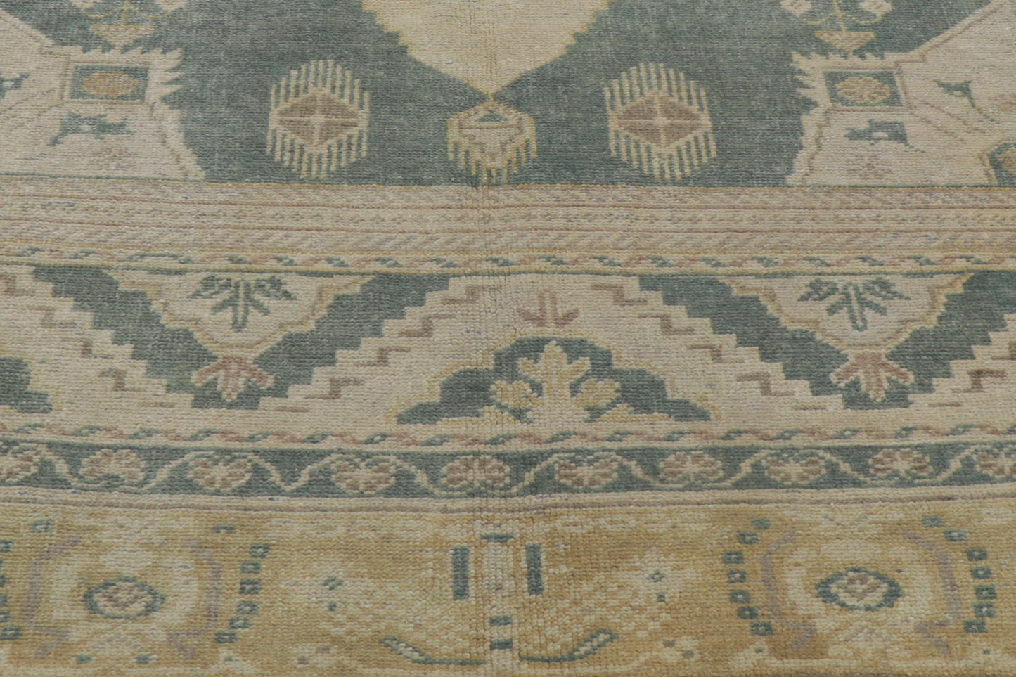 5 x 10 Vintage Turkish Oushak Rug 53671