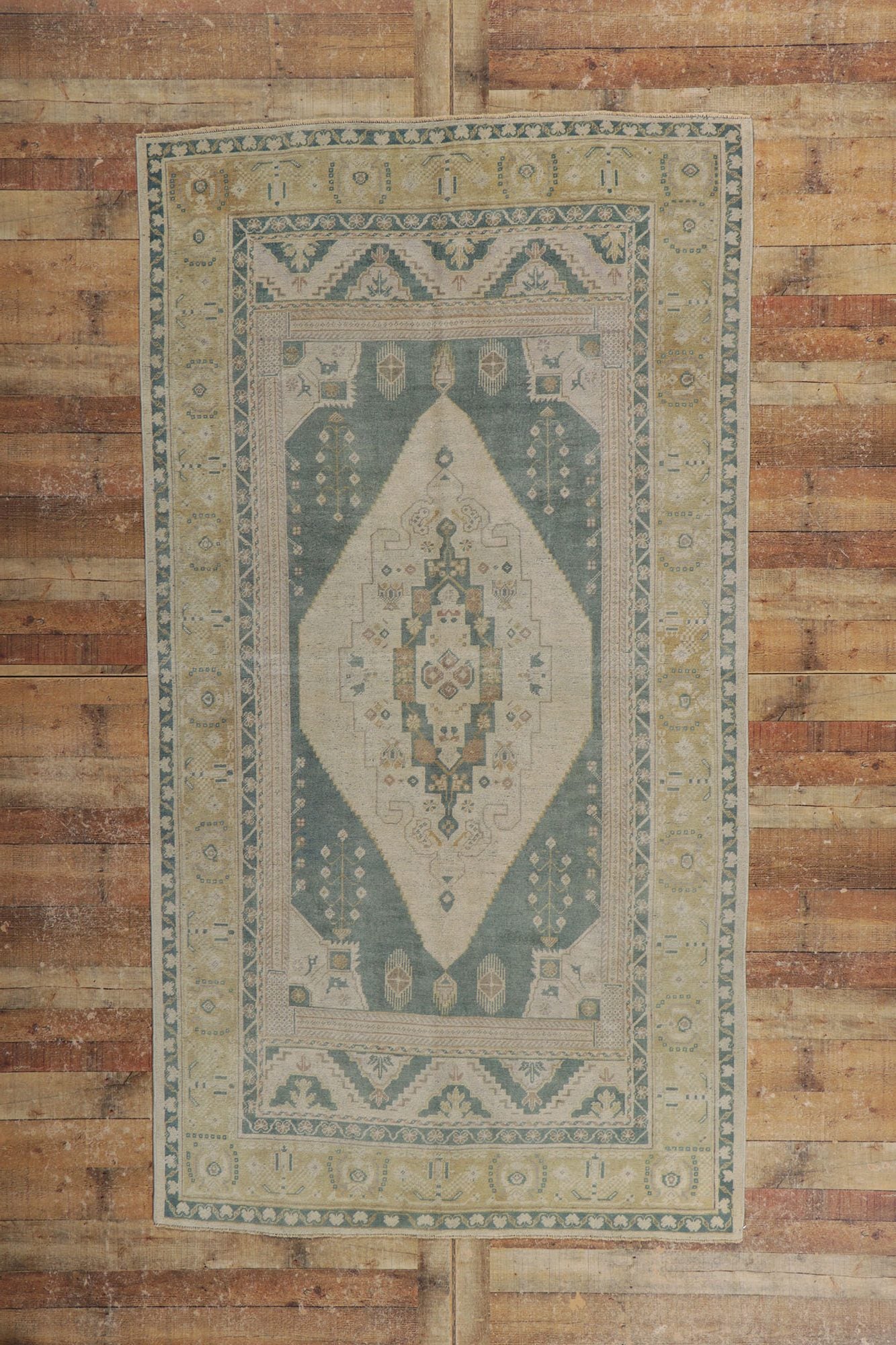 5 x 10 Vintage Turkish Oushak Rug 53671