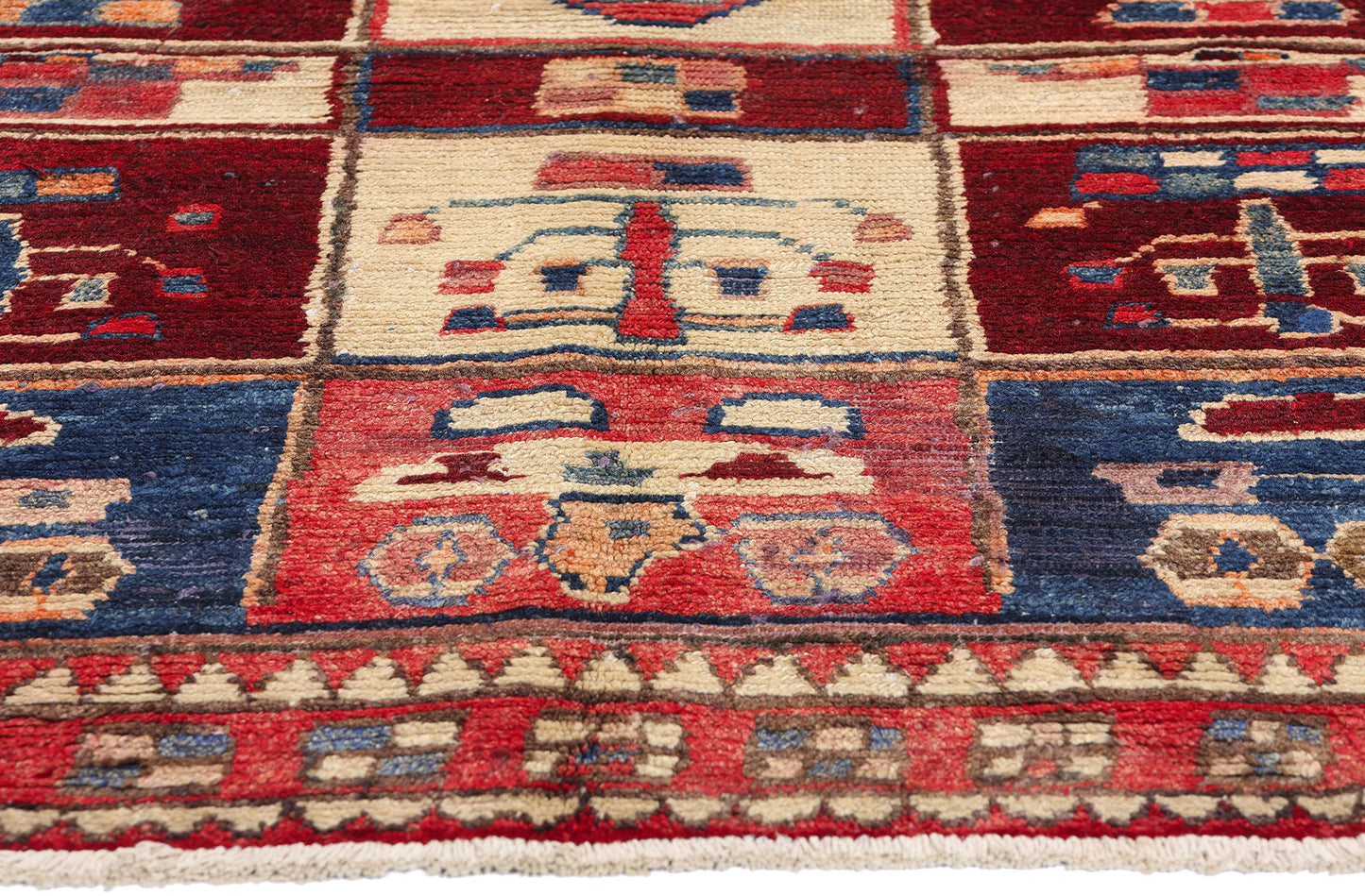 5 x 7 Vintage Persian Lori Checkerboard Rug 78873