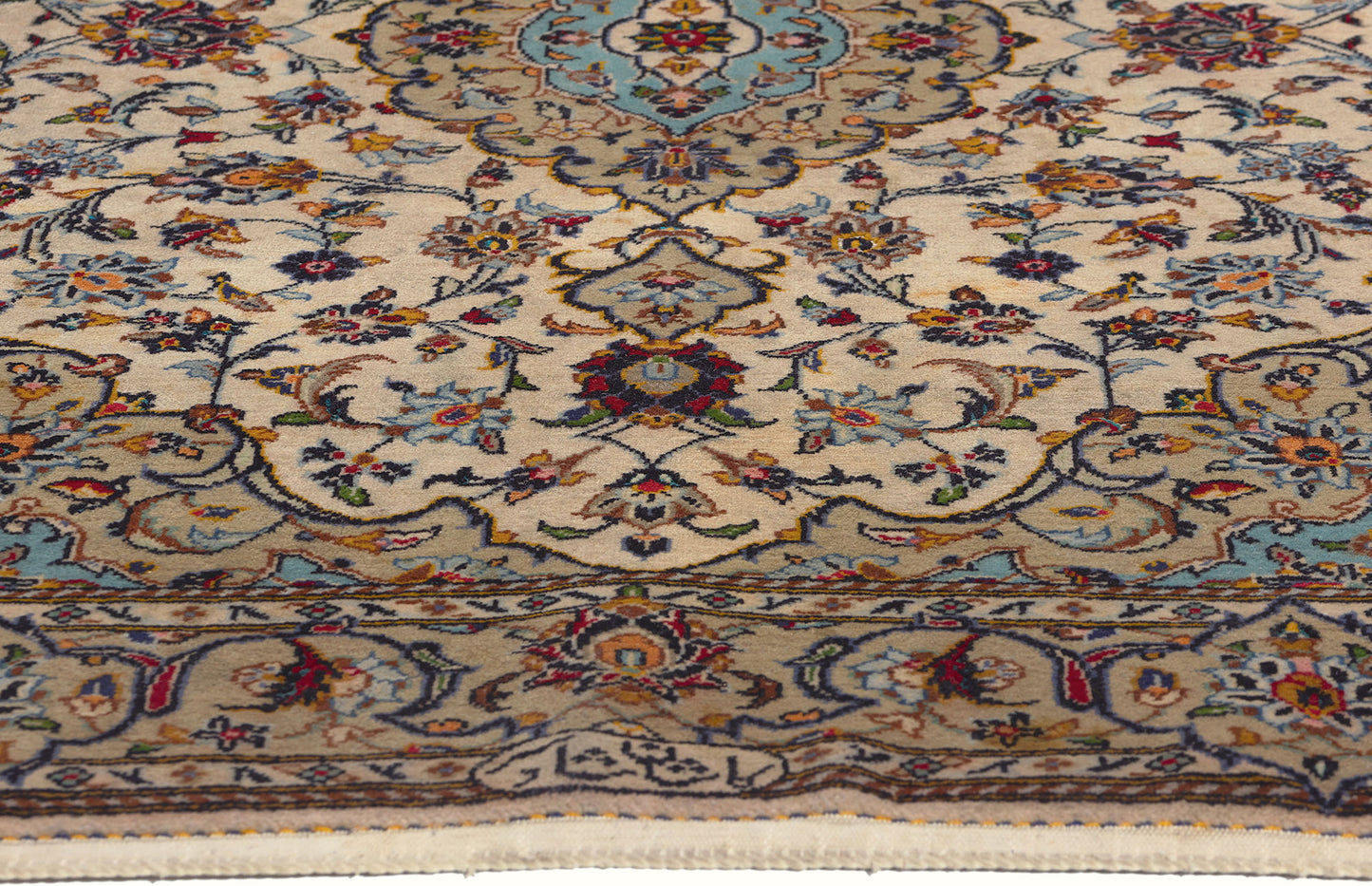 4 x 6 Vintage Persian Kashan Rug 78701