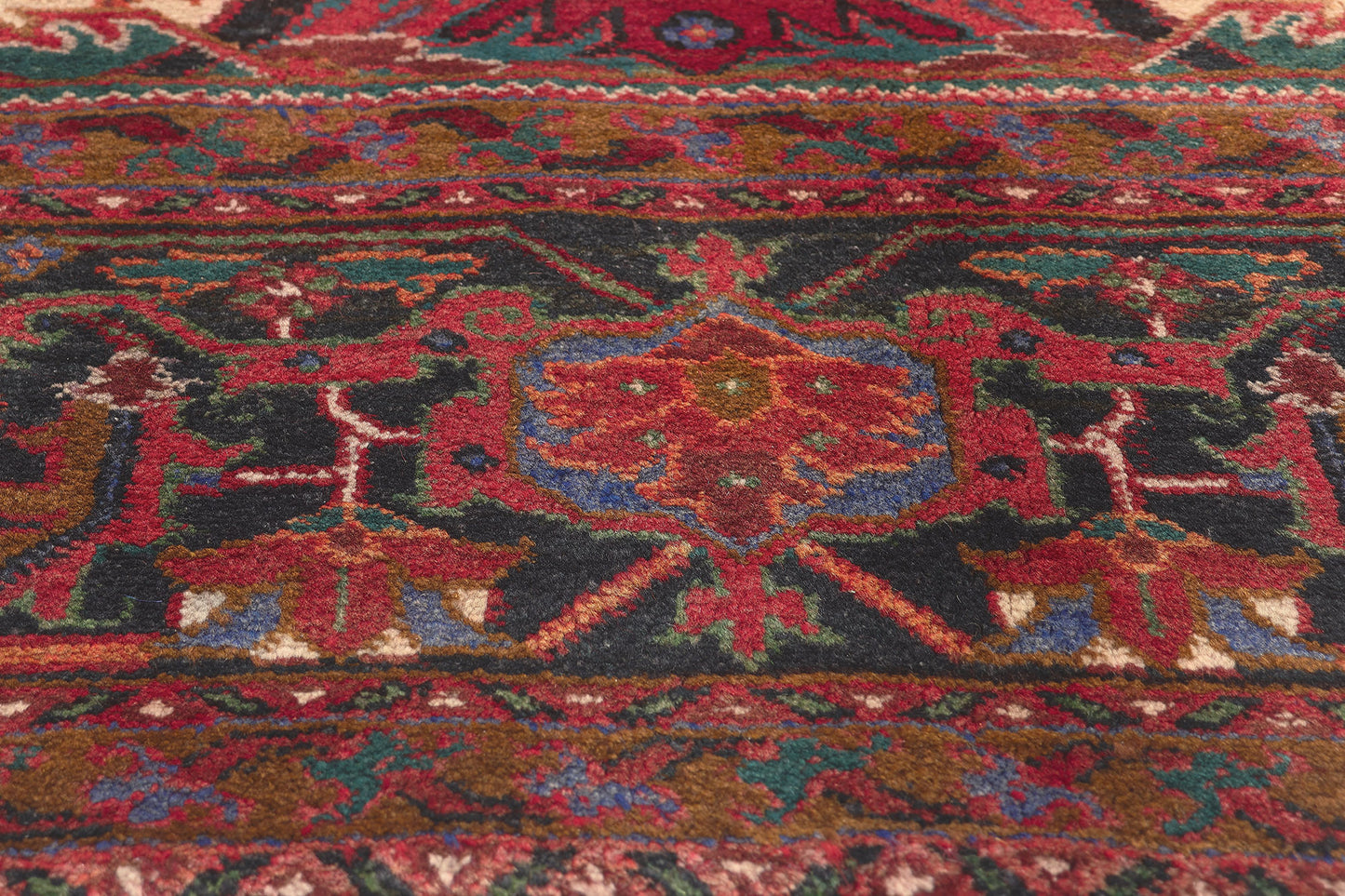 8 x 11 Vintage Persian Heriz Rug 76234