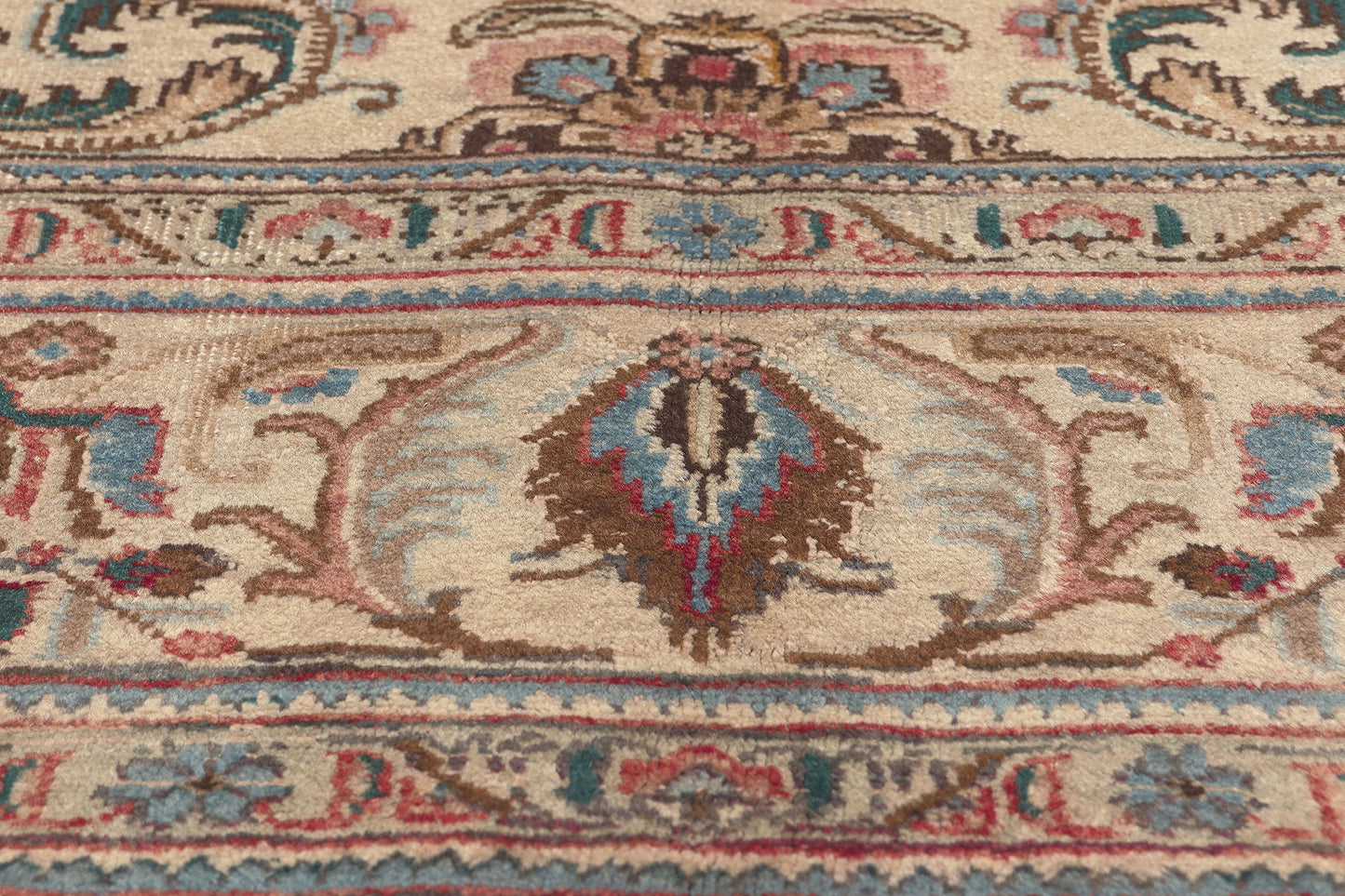 8 x 11 Vintage Persian Tabriz Rug 75518