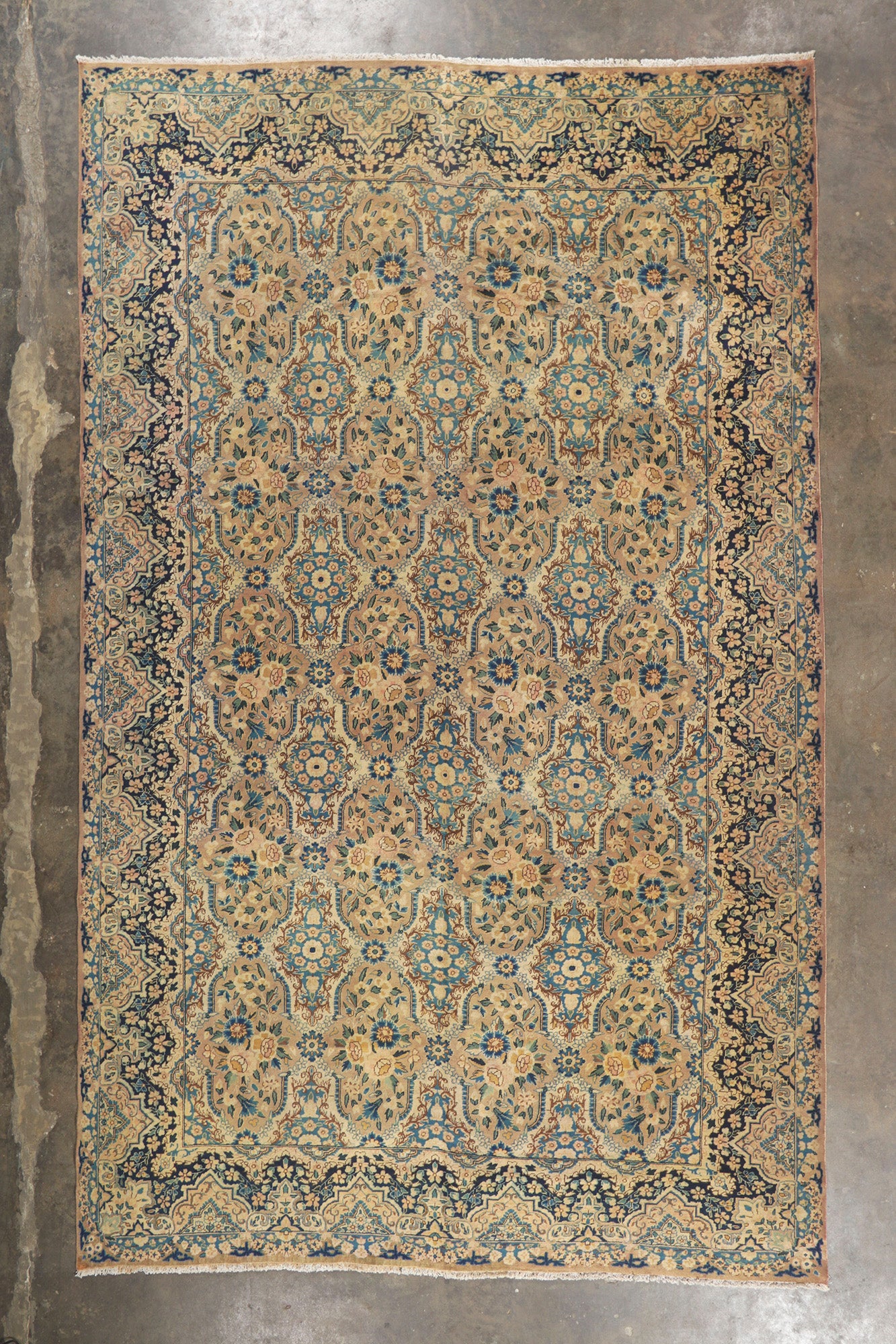10 x 16 Vintage Persian Yazd Rug 76504