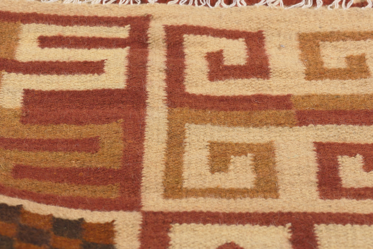 6 x 8 Vintage Peruvian Kilim Rug 78624