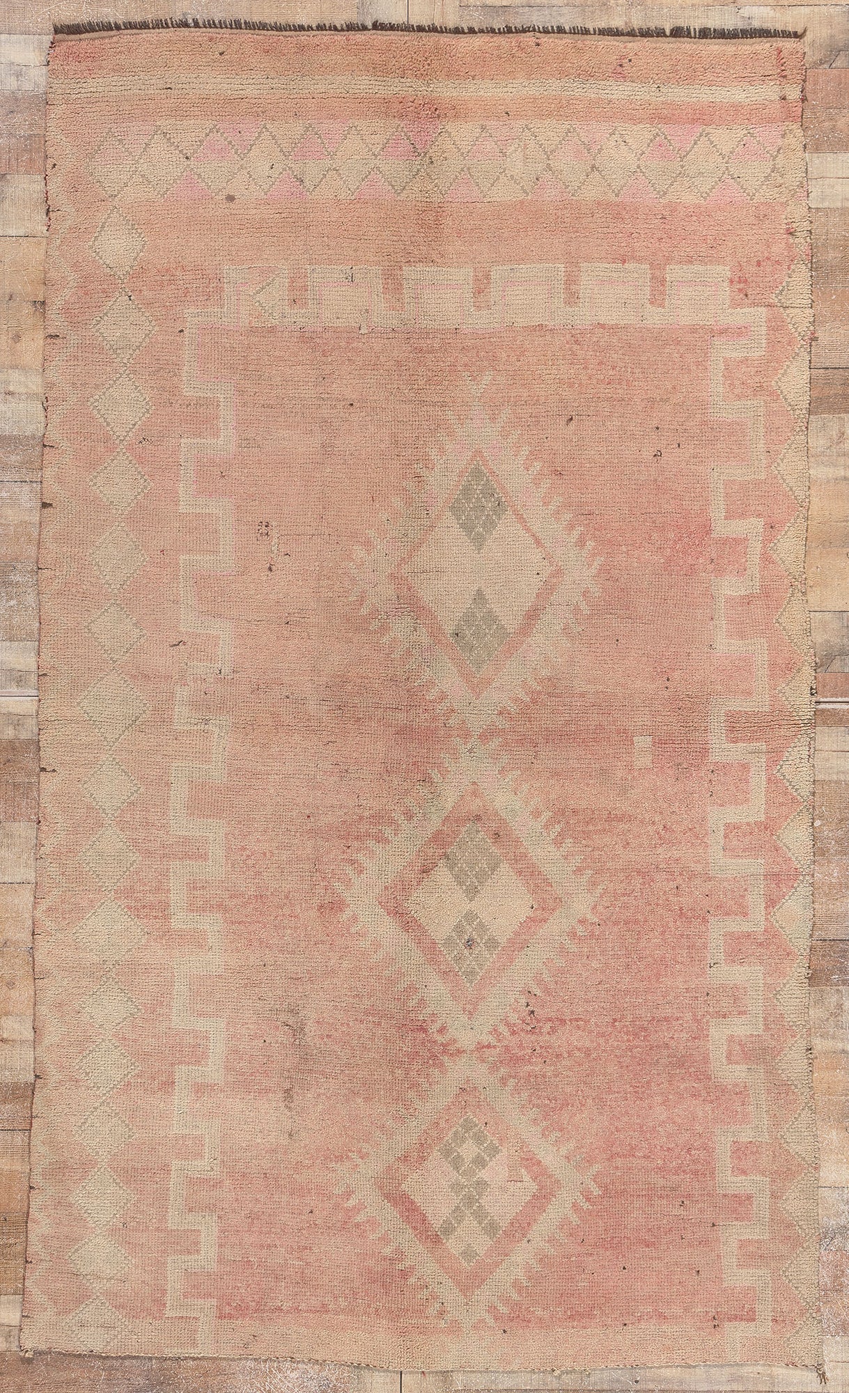 5 x 9 Vintage Pink Boujad Moroccan Rug 20954